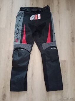 Motorkářské kalhoty