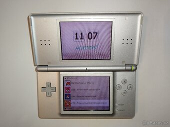Nintendo DS Lite + FLASH card s hrami Pokemon –PRODÁNO–