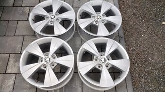 Alu kola 5x112, 6,5Jx16, ET46, perfektní stav.