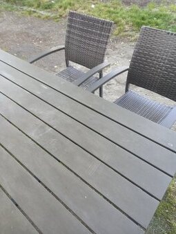 Zahradni stul a 4.židle