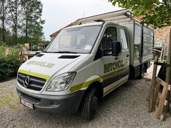 MERCEDES Sprinter 516cdi ř.p . skupiny C 7 místný