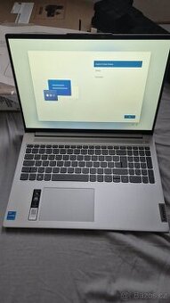 Lenovo IdeaPad Slim 5 16IAH8 Cloud Grey celokovový