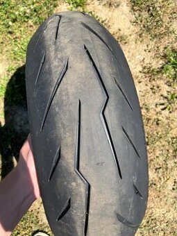 Pneumatiky Pirelli Diablo Rosso IV