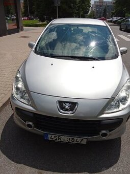 Prodám Peugeot 307 1.4 benzín