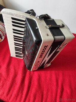 Prodej Harmoniky
