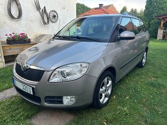 Škoda Fabia II combi 1.6i 77kw, Elaganece, Tažné zařízení