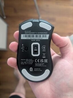 Herní myš Razer Deathadder V2 x hyperspeed