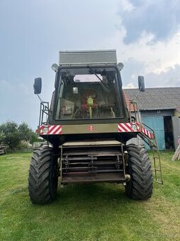 Kombajn e512