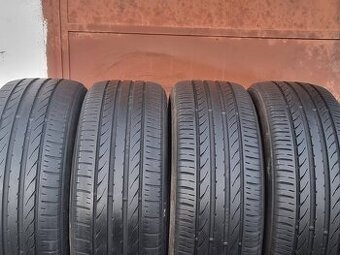 Letní Toyo 215/50/18