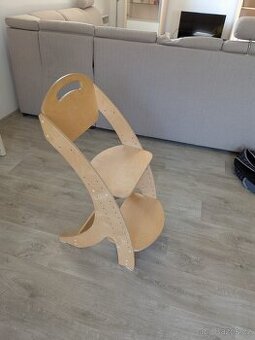 Stabilní židle pro nestabilní děti