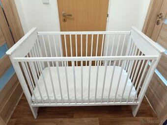 Dětská postýlka + Matrace + Nepropustný chránič matrace