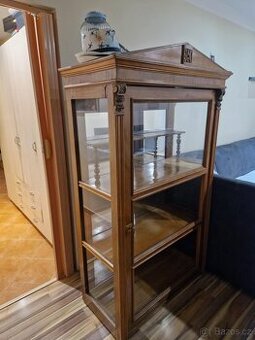 Starožitný skleník .