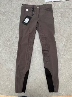 Nové rajtky Equiline