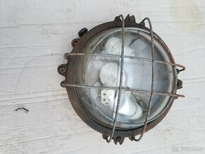 Prodám průmyslové svítidlo 2 x e 27