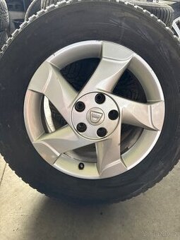 Dacia Duster ALU  kola 8200810243 215/65 R16 102H