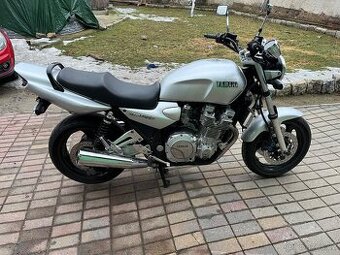 Yamaha XJR 1300