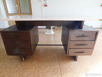 Stůl kancelářský dřevěný