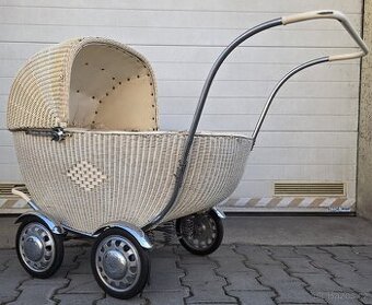 Retro kočárek Liberta košatina "kukaň"