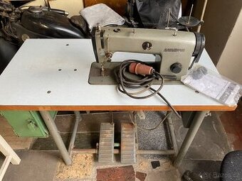 Šicí stroj Minerva