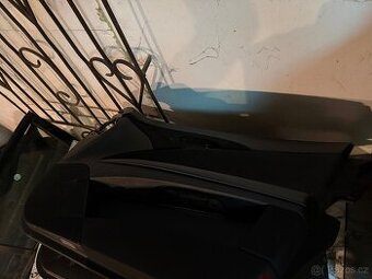 Mercedes w211 E klasse Tapce