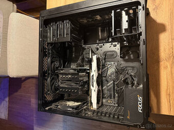 Herní PC  s GTX 1080 Ti a i7-8700K