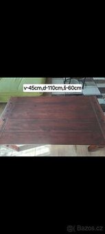 Konferenční stolek