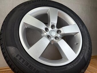 Originál zimní R20 kola Land Rover Defender