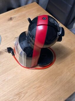 Kávovar Nescafé Dolce Gusto – plně funkční