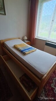 Prodam malo pouzivanou postel z masivu