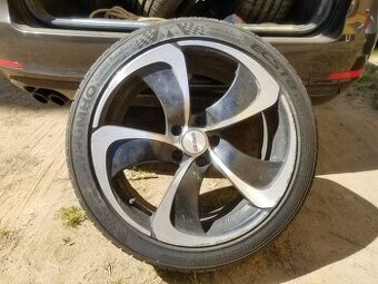 Komplet 18\" alukola s letními pneu Kumho Ecsta