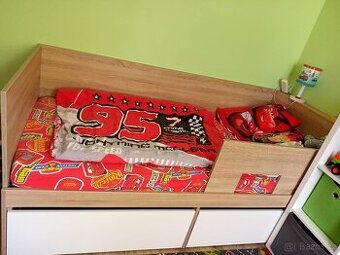 Jednolůžková postel s úložným prostorem