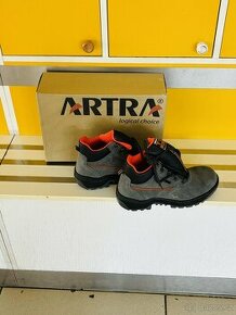 Nová celokožená pracovní obuv Artra Archer (42 EU)