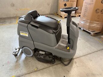 Podlahový mycí stroj Karcher B 90 R Classic
