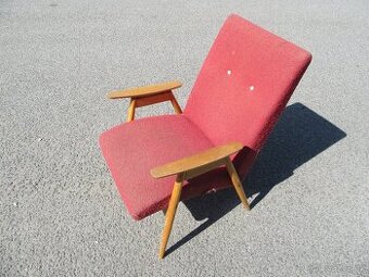 Nabízím krásné designové křeslo Jaroslav Šmídek . K přečalou