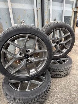 Zimní komplet 17" Borbet rozteč 5 X 112