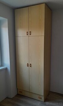Šatní skříně