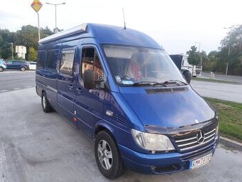 Mercedes Benz Sprinter