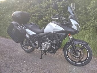 Suzuki DL 650 V strom Serviska