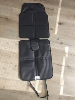 Chránič autosedacky