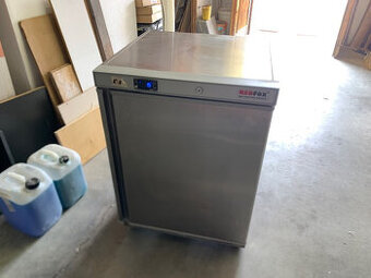 Gastro lednice nerezová  RED FOX HR 200SS , 5900,-