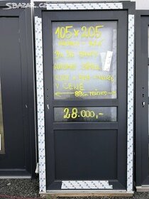 vchodoné dveře