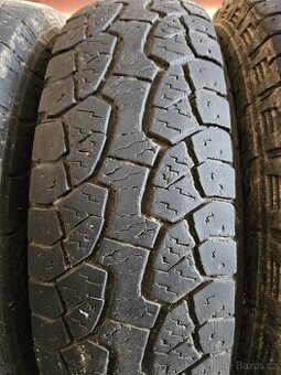 Pneu 205/80R16 A/T Hankook
