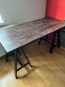 Studentský psací stůl 140x75
