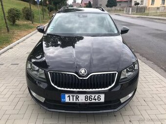 Škoda Octavia 2.0 TDI DSG Style - xenon, navigace