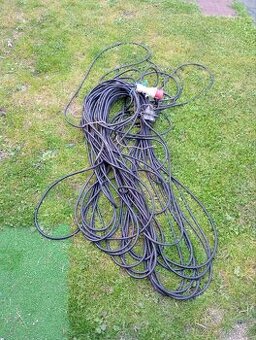 Prodlužovací kabel 380V