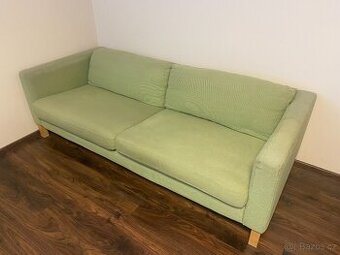 Pohovka a křeslo Poäng Ikea