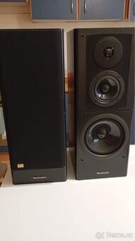 Větší regálové repro Technics SB-EX3