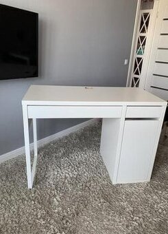 Prodám psací stůl IKEA MICKE