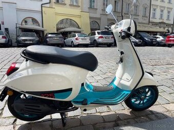 Vespa Primavera 125 Color Vibe