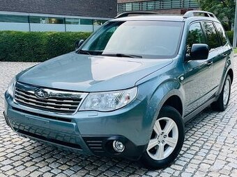 SUBARU FORESTER 2.0i 4x4 AUT TAŽNÉ SERVISKA